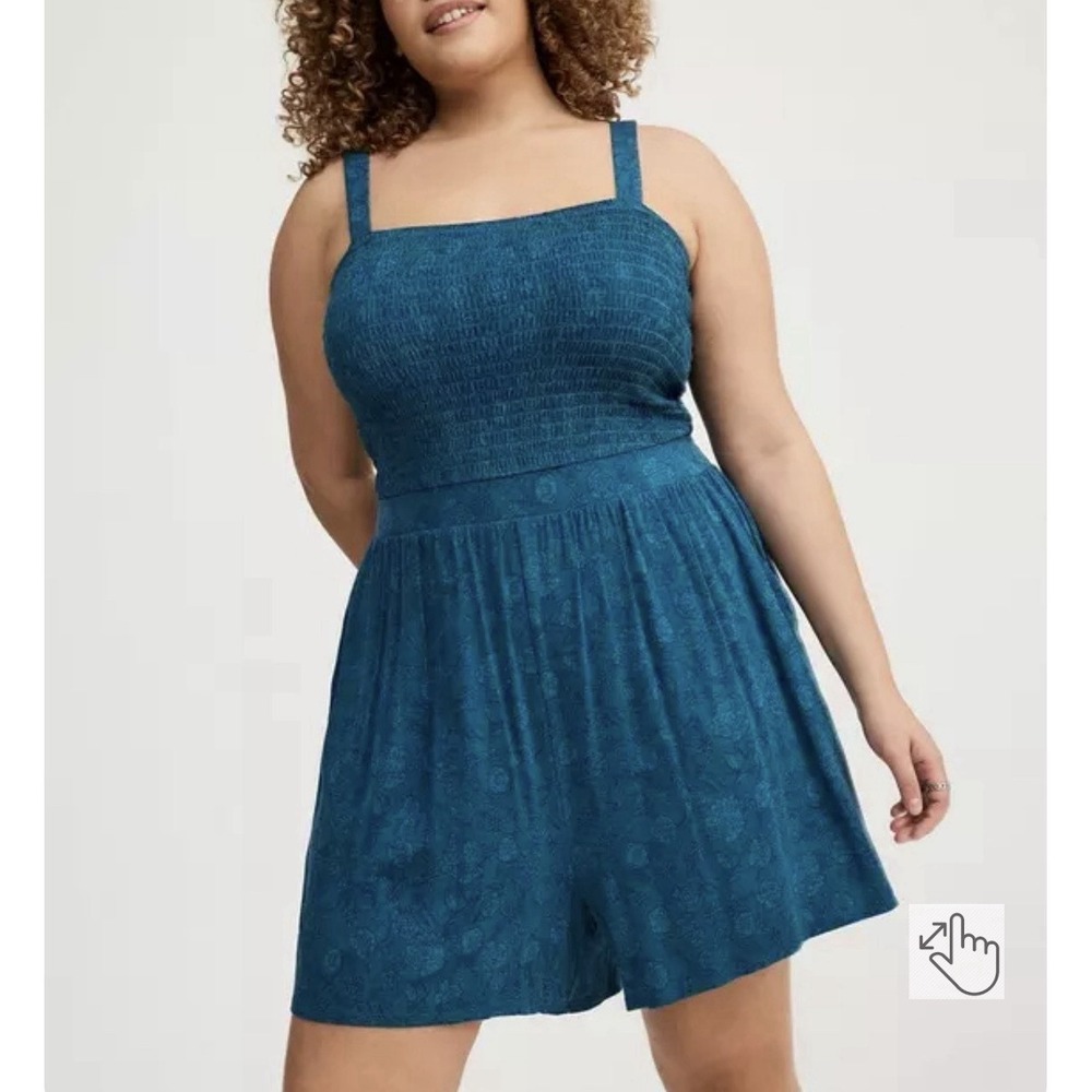 Torrid Teal Blue Floral Paisley Smocked Romper Womens Plus Size 1 Pockets